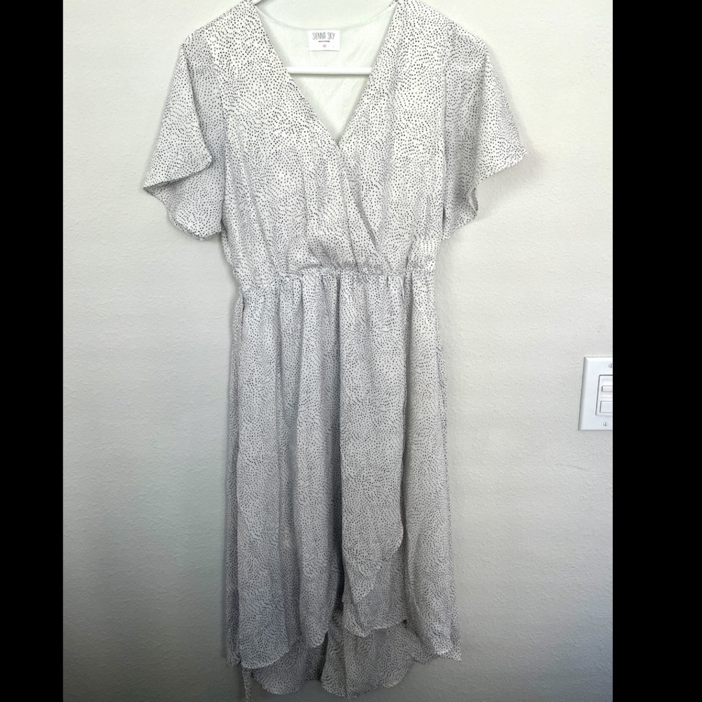 Sienna Sky Flowing White Dress with Small Black Dots - Medium